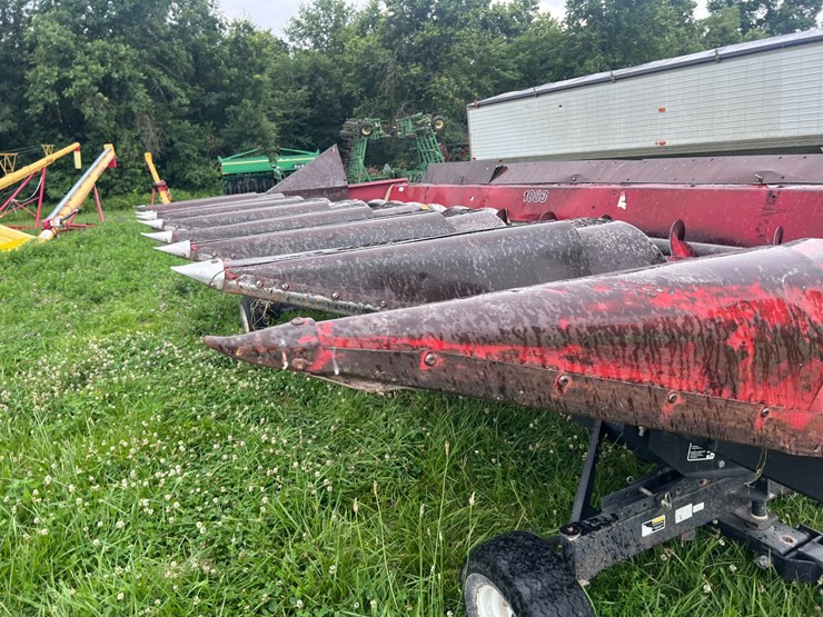 case-ih-1083-image-2