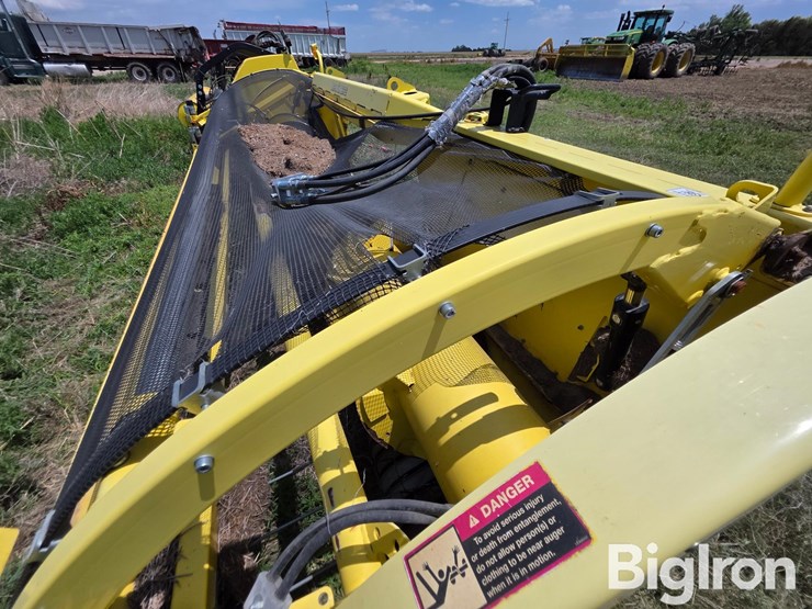 2019-john-deere-659-image-10