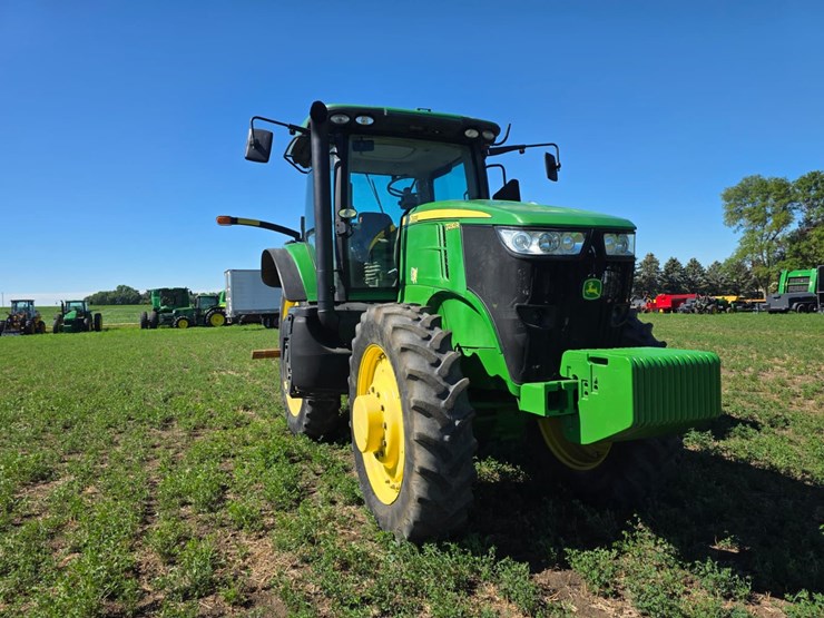 john-deere-7230r-image-16
