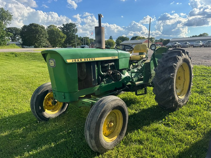 john-deere-1520-image-1