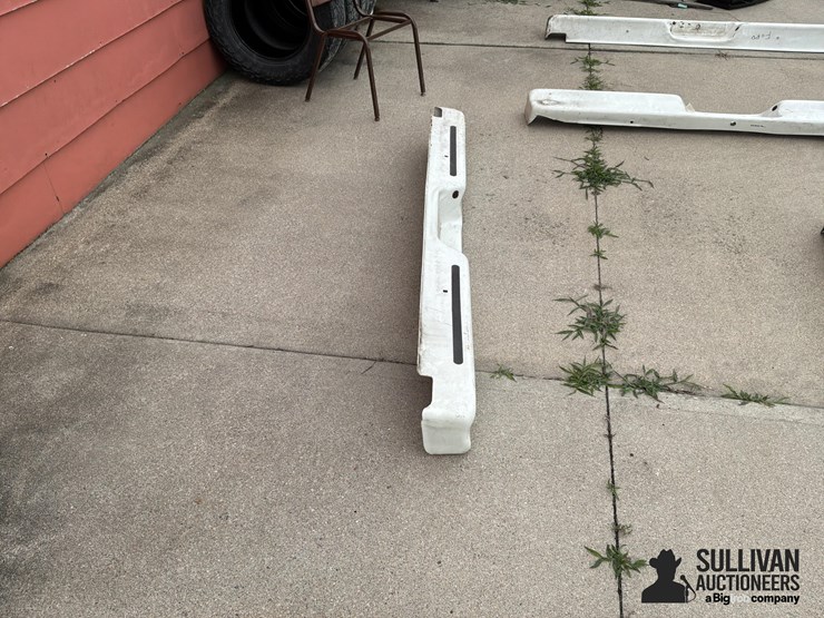 ford-rear-steel-bumper-image-4