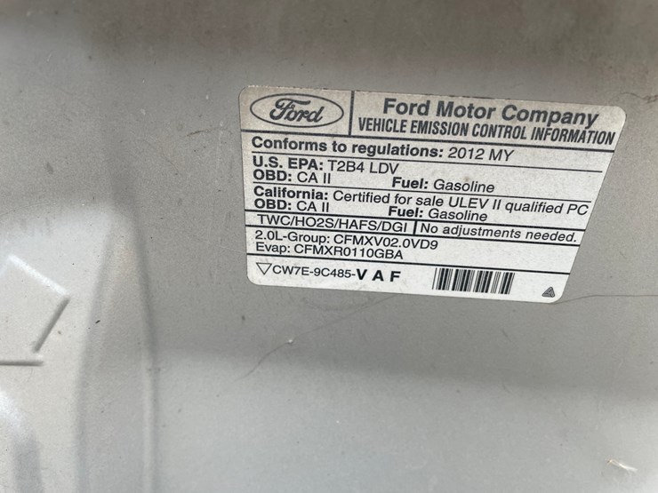#2797-•-2012-ford-focus-se-sedan-image-36