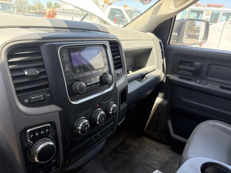 2014-dodge-ram-1500-image-17