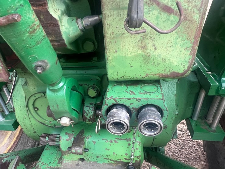 john-deere-4020-image-22