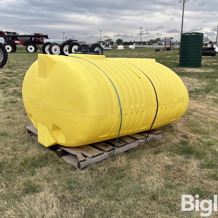 Dultmeier 1000-Gal Tank