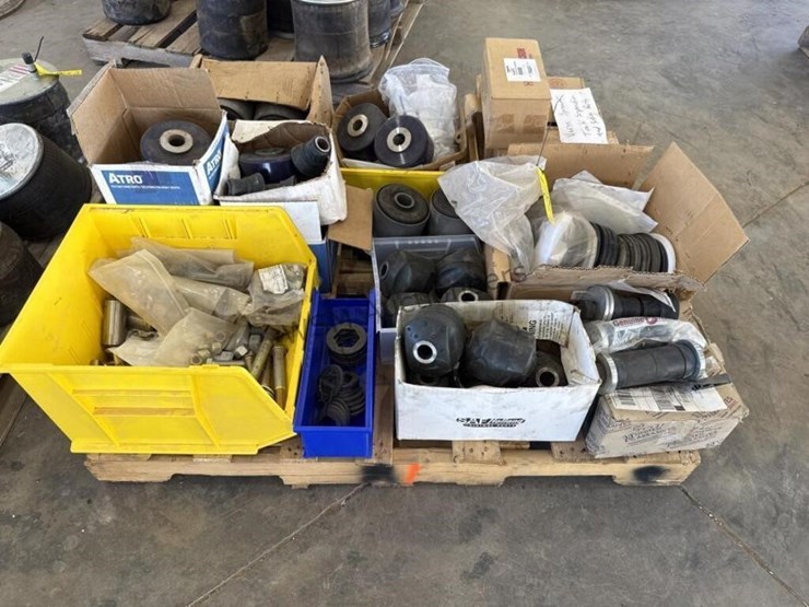 versa-spreader-trailer-suspension-and-bushing-image-2