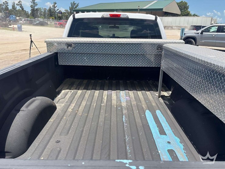 2016-ford-f150-image-12