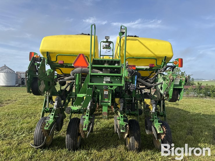 2008-john-deere-1770nt-ccs-image-6