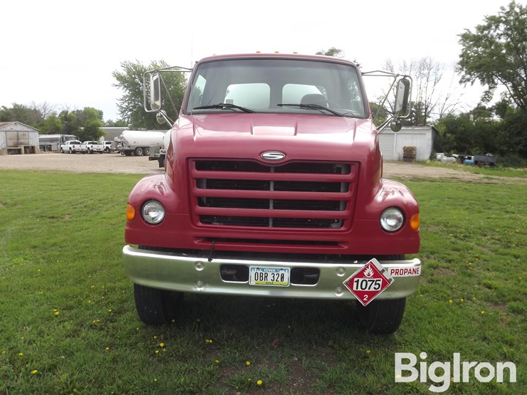 1999-sterling-l7501-image-2