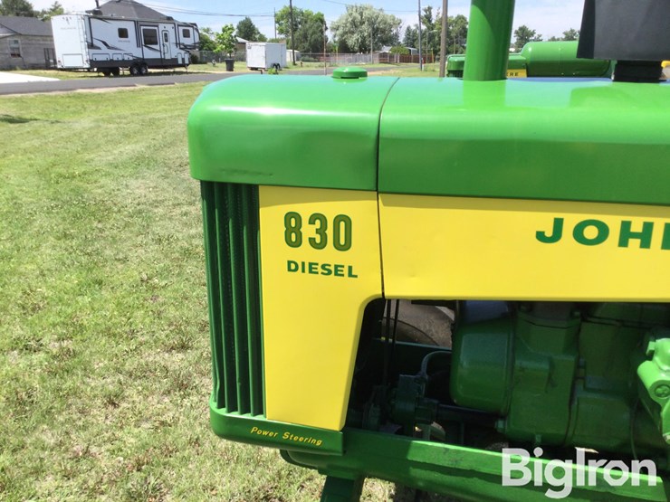 1959-john-deere-830-image-12