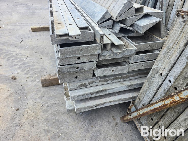 wall-ties-forms-aluminum-wall-forms-image-11