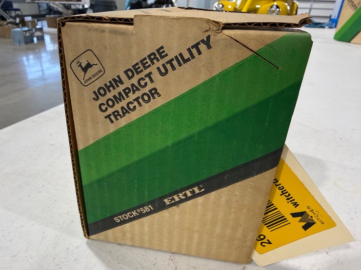 #47269-•-john-deere-utility-tractor-vintage-toy-image-6