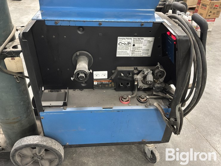 miller-millermatic-252-wire-welder-image-10