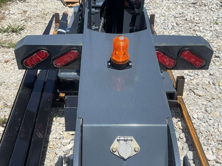 giyi-model-te31-mini-truck-trailer-hydraulic-lift-attachment-image-10