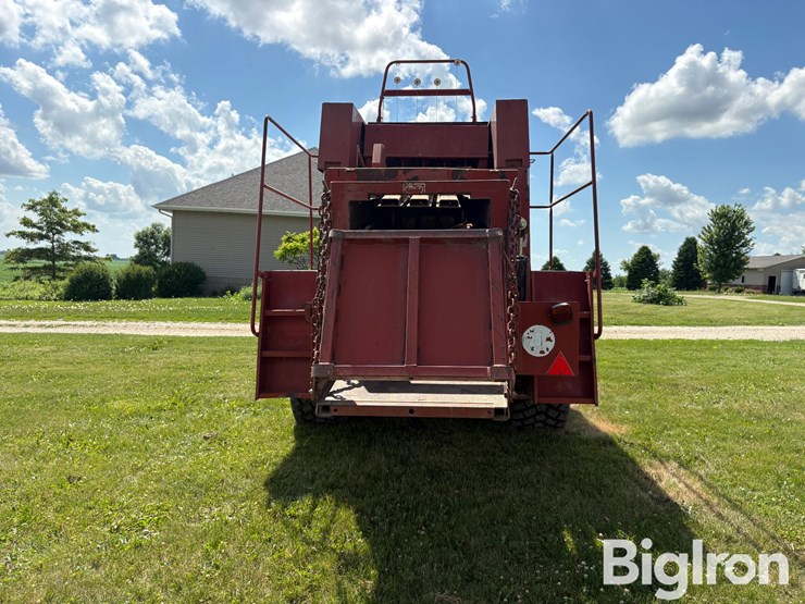 hesston-4700-image-6