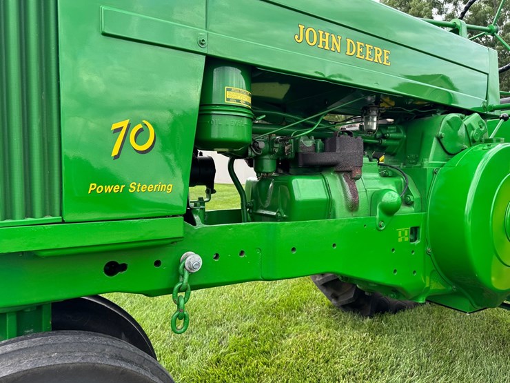john-deere-70-image-19