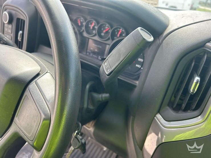 2022-chevrolet-silverado-1500-image-13