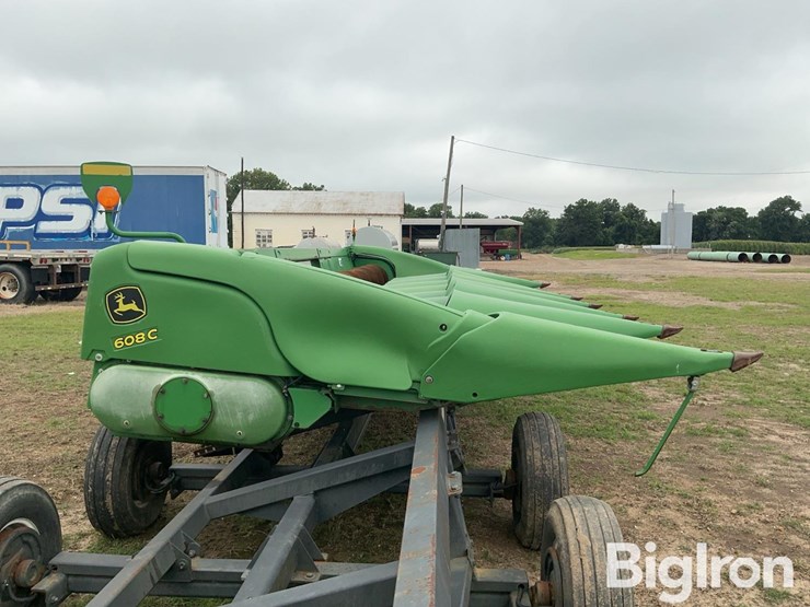 2013-john-deere-608c-image-4