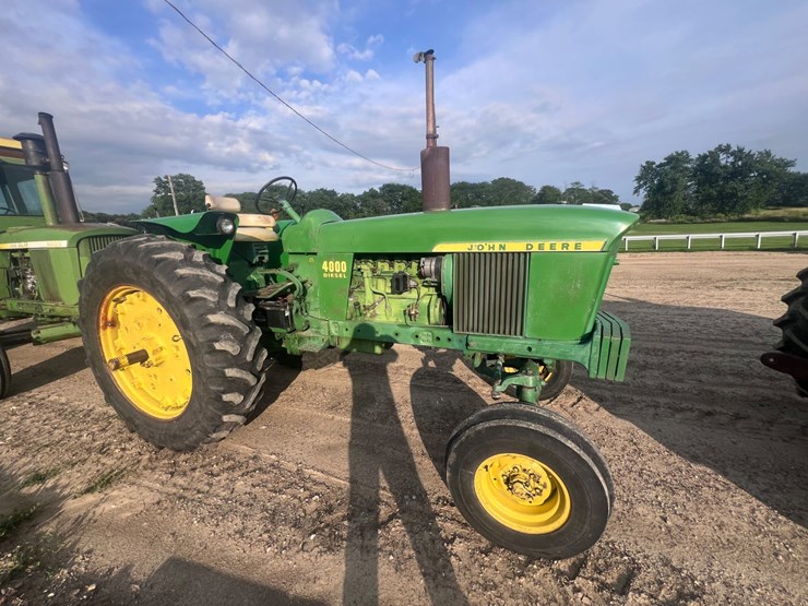john-deere-4000-image-6