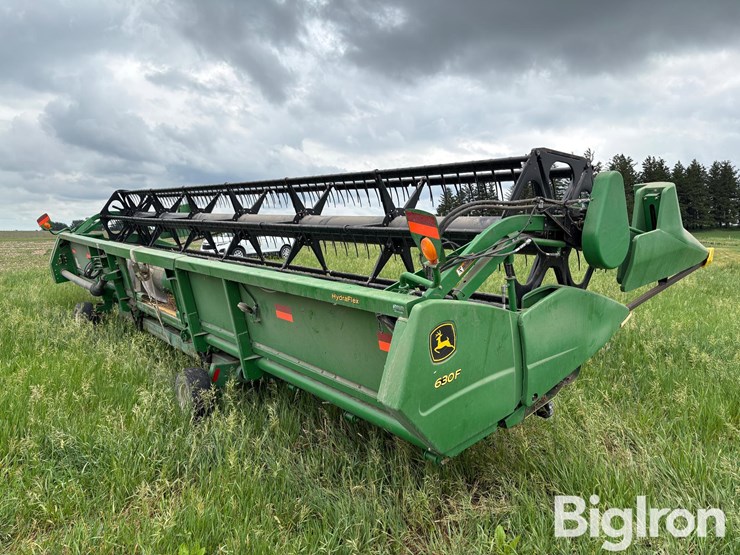 2011-john-deere-630f-image-5