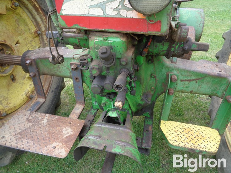 1950-john-deere-a-image-12