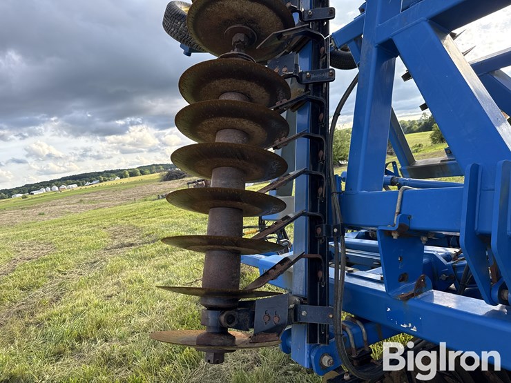 2011-landoll-7431-29-image-17