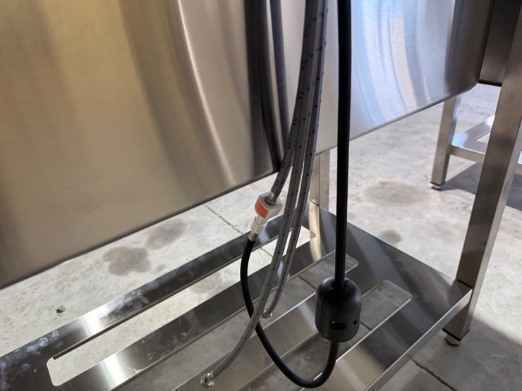 #49818-•-unused-trinity-36"-stainless-steel-sink-image-7