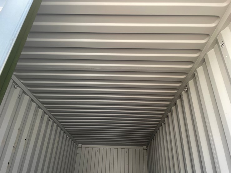#2435-•-20'-standard-height-shipping-container-image-11