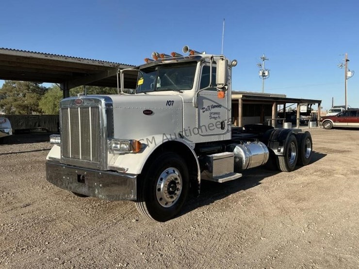 2005-peterbilt-379-image-1