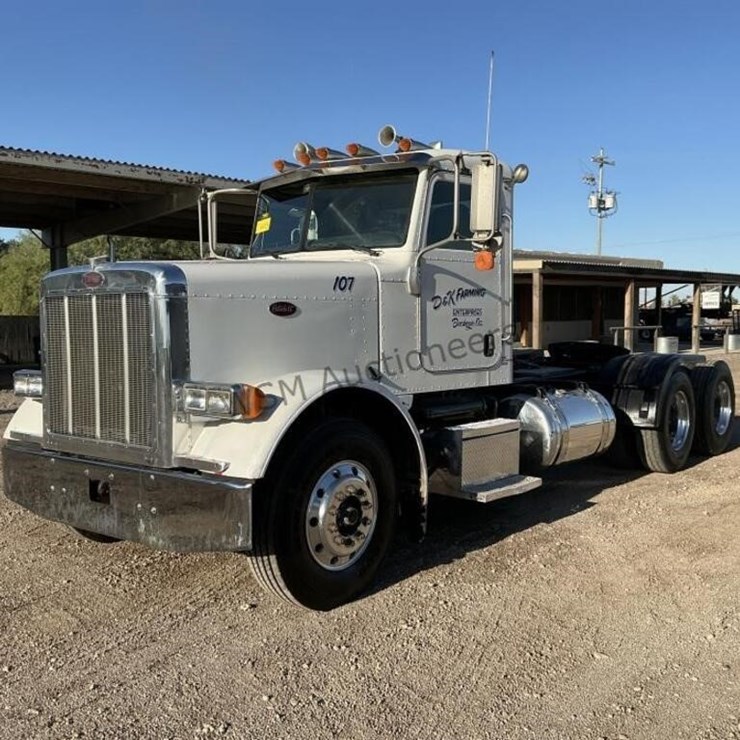 2005 PETERBILT 379