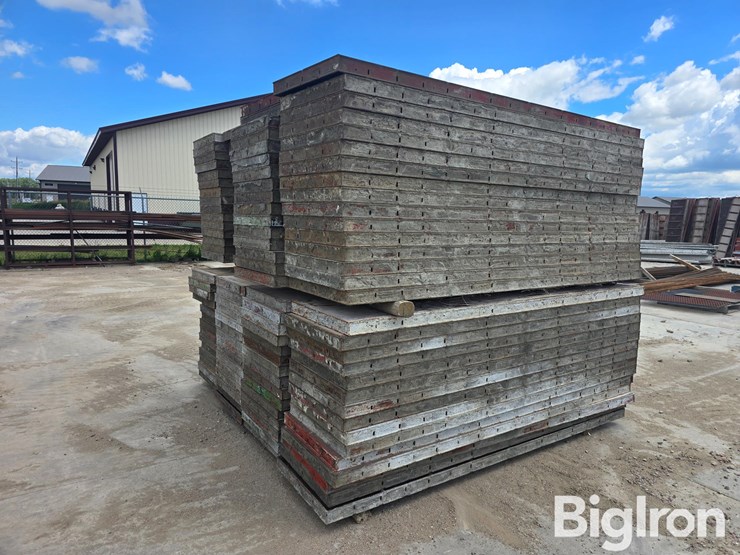 8'-concrete-wall-forms-image-3