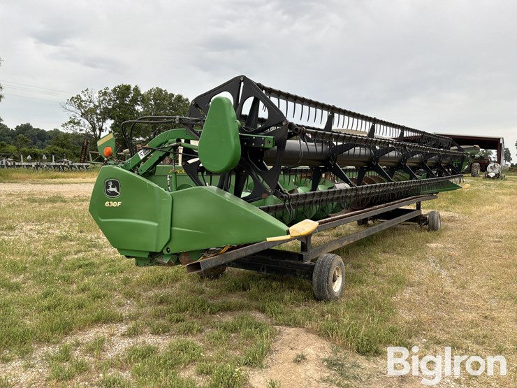2010-john-deere-630f-image-1