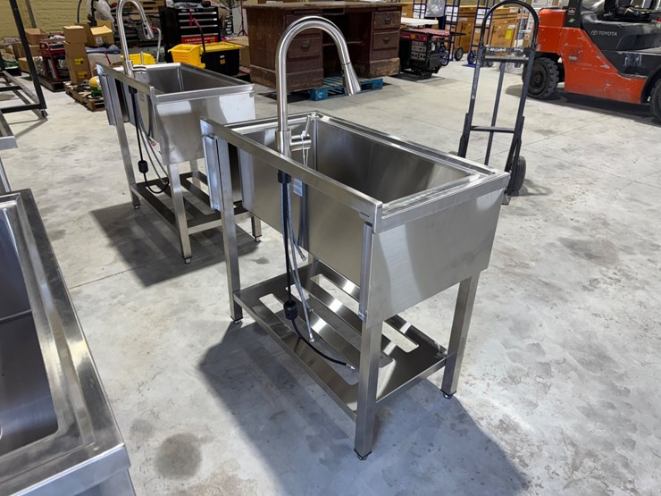 #49817-•-unused-trinity-36"-stainless-steel-sink-image-4