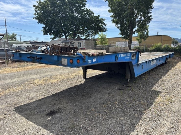 2000-trail-eze-dht7048-t/a-hydraulic-tail-trailer-image-1