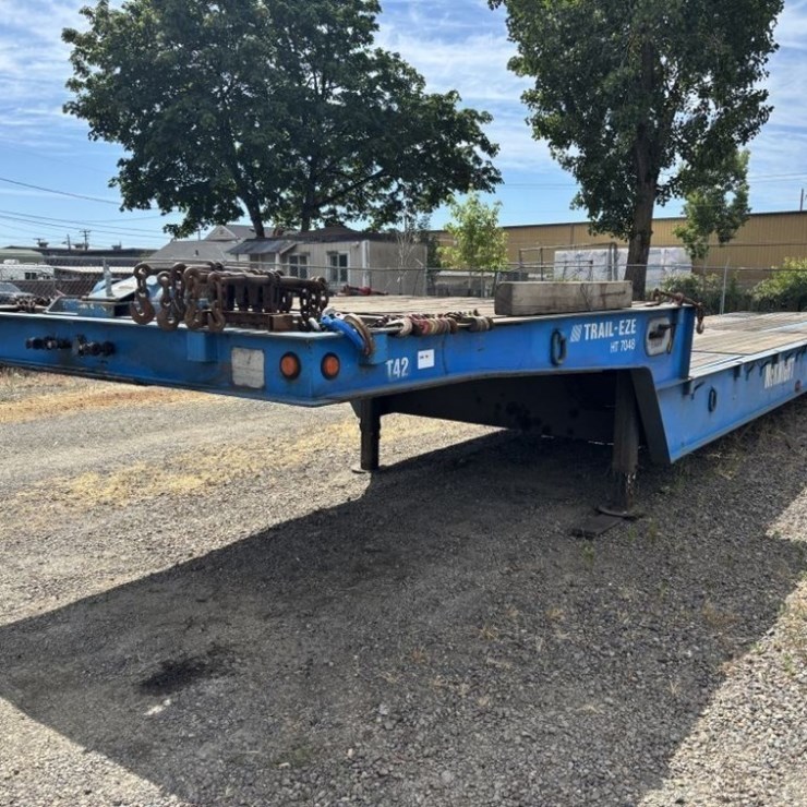 2000 Trail-Eze DHT7048 T/A Hydraulic Tail Trailer