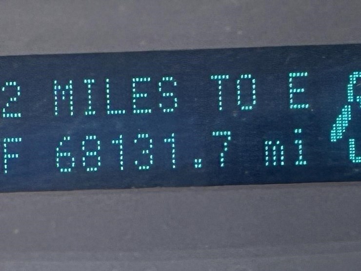 2011-ford-f550-image-17