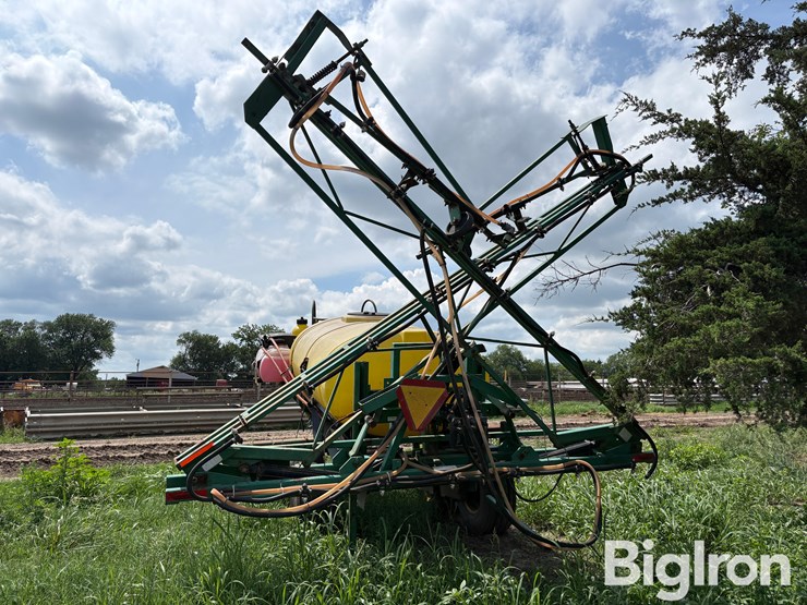 ritchie-bestway-pull-type-sprayer-image-5