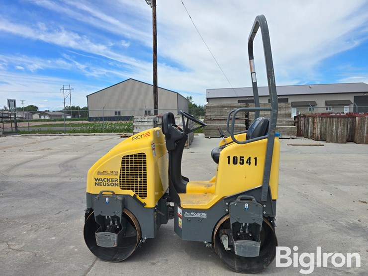 2015-wacker-neuson-rd12-image-8