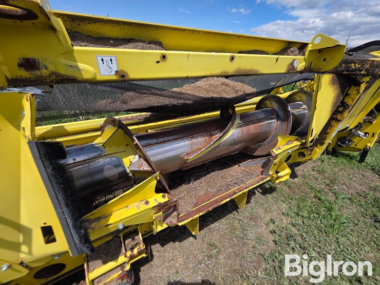 2019-john-deere-659-image-11