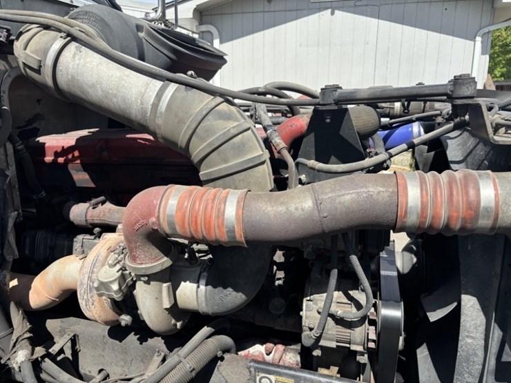 2007-peterbilt-386-image-23