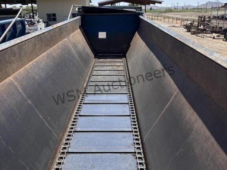 2020-versa-v-bottom-spreader-trailer-image-18