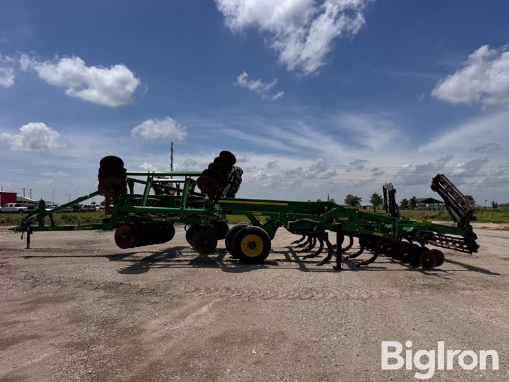 2018-john-deere-2730-image-8