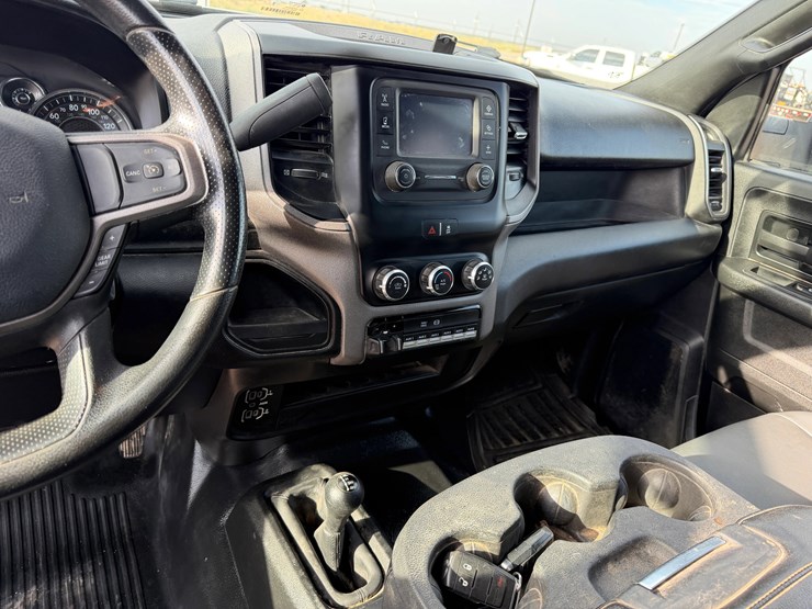 2024-dodge-3500-image-14