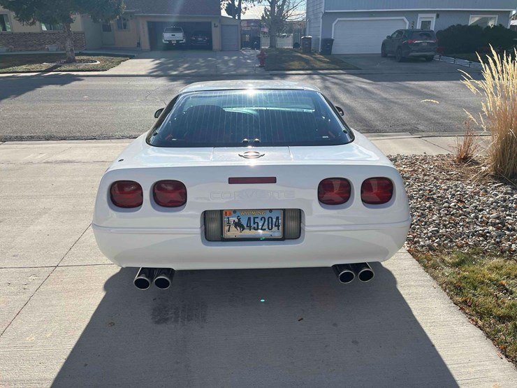 1992-corvette-image-4