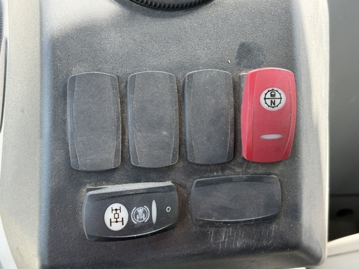 2012-caterpillar-430e-image-40