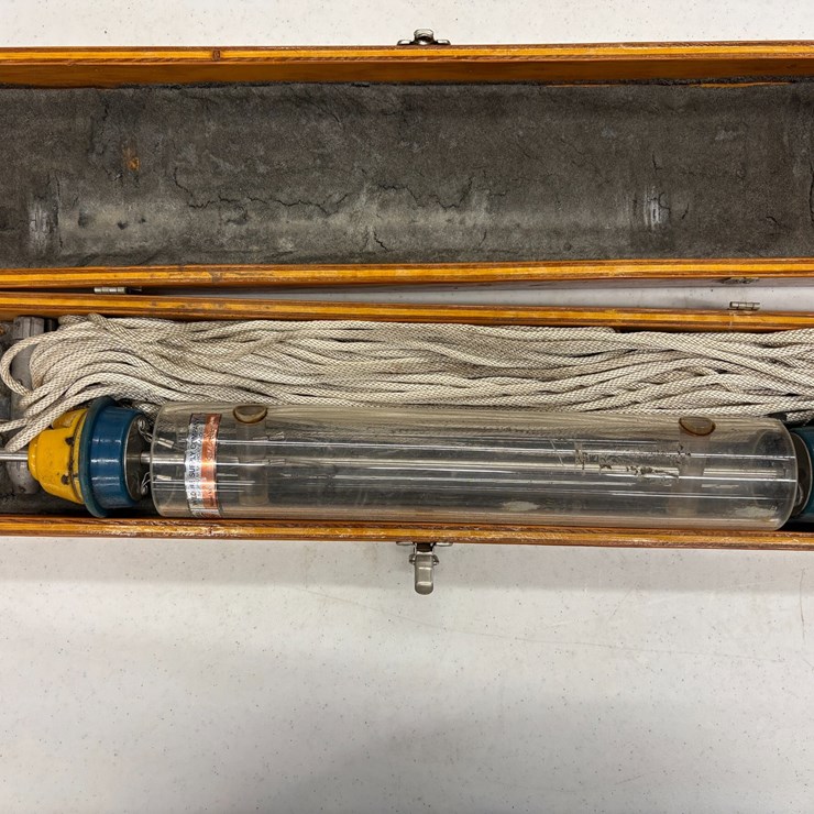 #3512 • Horizontal Water Sampler | Located in St. Rose, LA