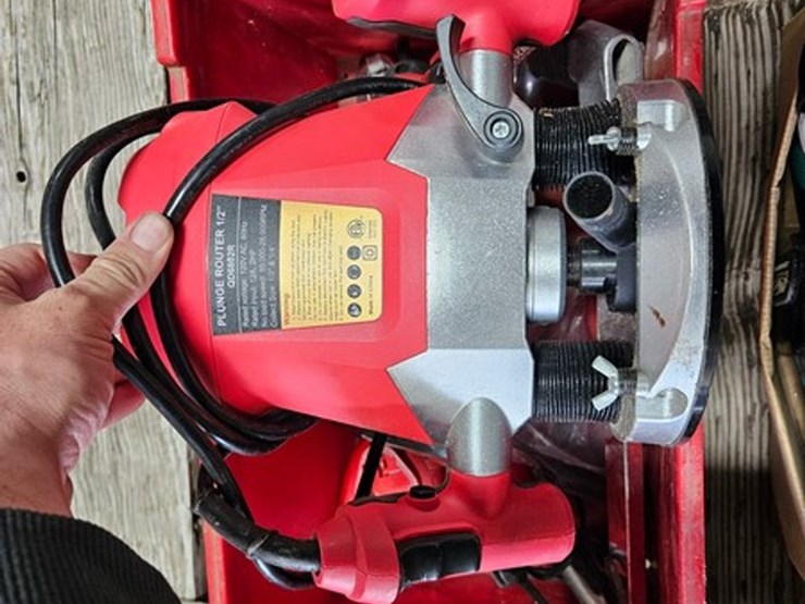 #121-•-assorted-power-tools-image-12