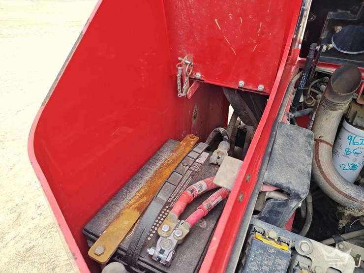 2022-manitou-2150rt-image-30