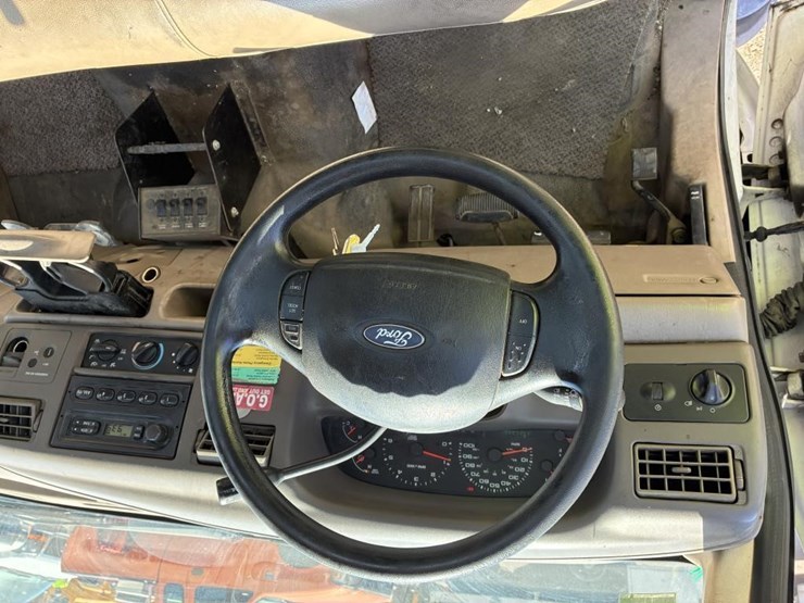 2004-ford-f350-image-13