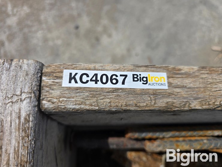 concrete-form-stakes-image-15